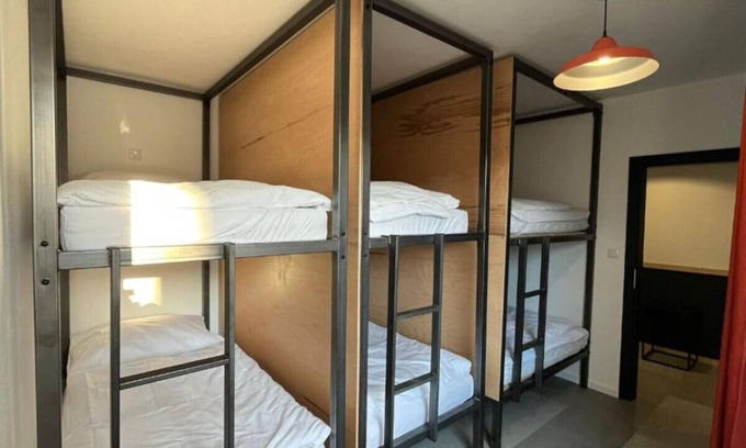 Old Town Cabina | 6 bed room izy stay by Zazi