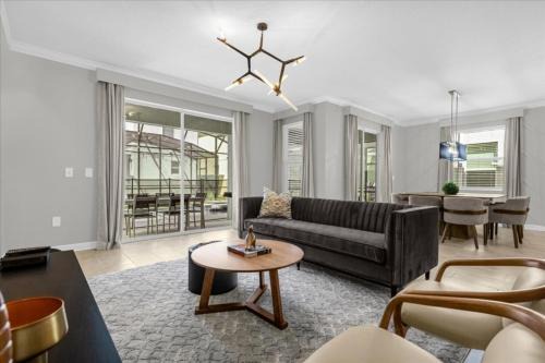 Campbell Casa | 6 Bedroom 5 Bathroom Storey Lake 4371 Rs