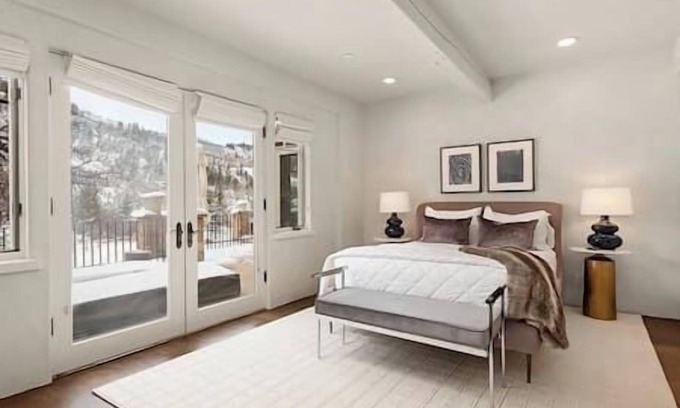 Aspen Casa | 6 BEDROOM-6 BATH HOME WEST ASPEN EUROPEAN DESIGN!