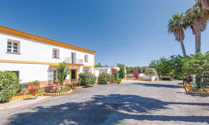 Huelva Casa | Acogedora casa de 6 dormitorios en.