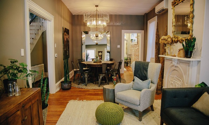 Lancaster Casa | 6 Bedroom Downtown Home / Remodeled + Close to all