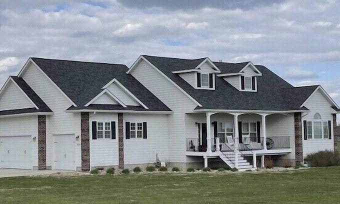 Piedmont Casa | 6 Bedroom Home on 3+ acres