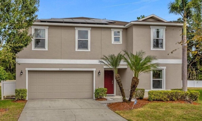 Crystal Cove Casa | 6 Bedrooms/ 4.5 Bathrooms/ Crystal Cove (957 EG)