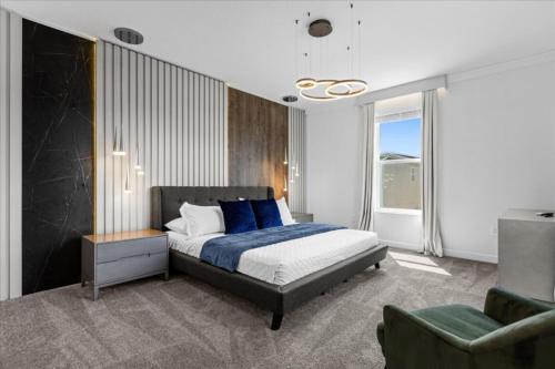 Campbell Casa | 6 Bedrooms 5 Bathrooms Storey Lake 2660 Ss