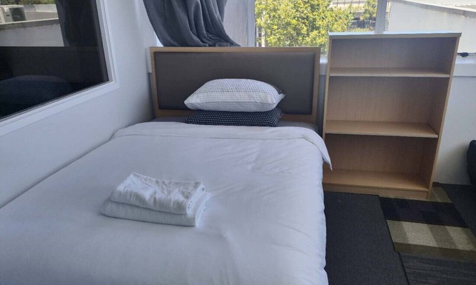 Auckland Apartamento | 6 Beds including 1 DBL Bed, 1 Single Bed, 4 Singgle Sofa Bed in 1 Room & 1 Lounge