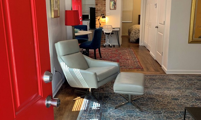 Central Oklahoma City Casa | 6 blocks from Health Science Center in Oklahoma City with WiFI, Central heat/air