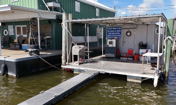 Venice Alquiler De Eote | 6 MAN BEER CAN VENICE MARINA FRONT ROW ICE, WIFI, & W/D GREAT CAMP