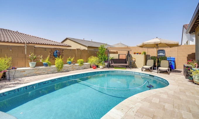Surprise Apartamento | 6 Mi to Surprise Stadium: Apt w/ Pool Access!