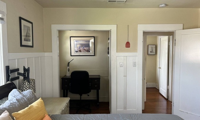 East Palo Alto Casa | 6 Minutes from SF Bay, Near Meta, Stanford and Google ~ 3-Bedroom Vacation Home