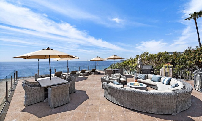 Laguna Beach Villa | 6 Ocean views, direct beach access Sunset Cove Laguna BCH (F)