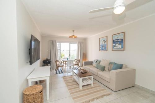 Pollok Beach Apartamento | 6 On The Beach