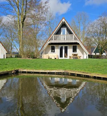Gramsbergen Casa | 6 pers. vakantiehuis aan visvijver op vakantiepark, Time4vacay