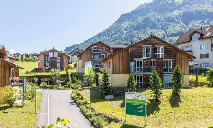 Ruetli Apartamento | 6-person apartment in the holiday park Landal Vierwaldstättersee