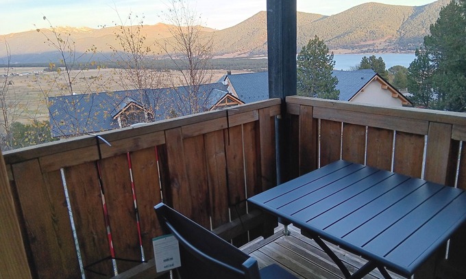 Les Angles Chalet De Esquí | 6-person chalet 200 meters from the slopes and view of Lake Matemale