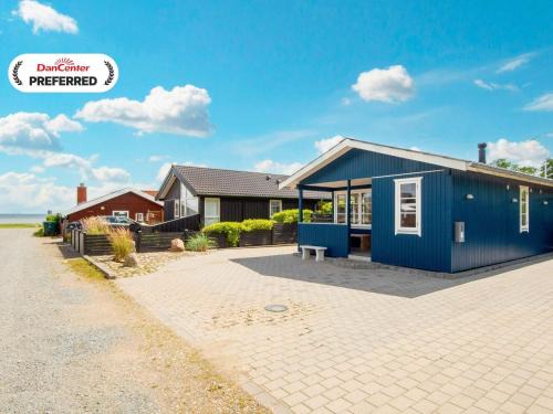Bjert Casa | 6 person holiday home in Bjert-By Traum