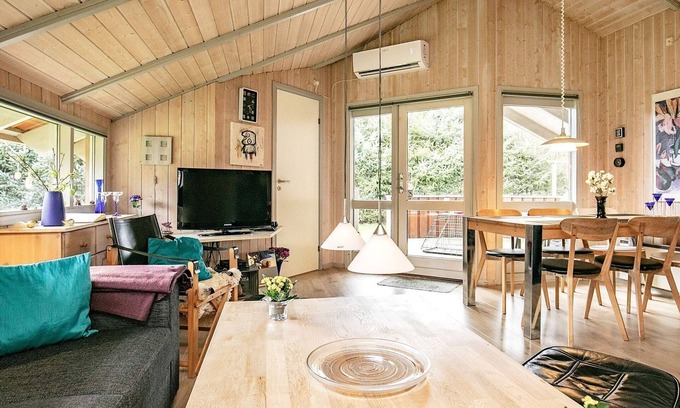 Farso Casa | Apacible casa de vacaciones en Farsø con hidromasaje