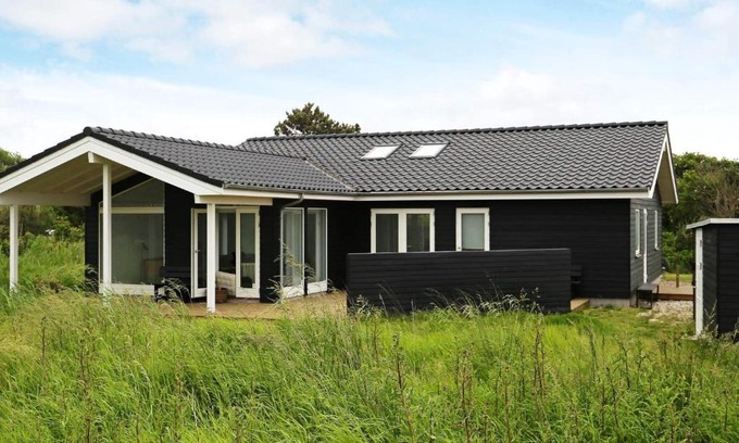 Hundested Casa | 6 person holiday home in Hundested