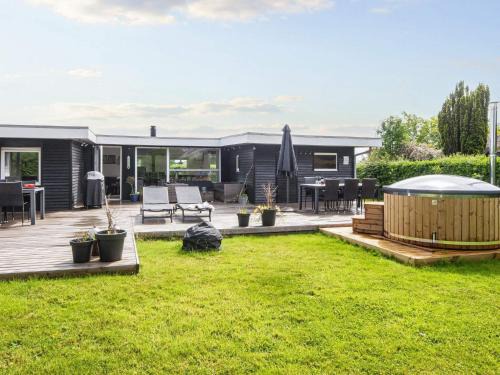 Hejlsminde Strand Casa | 6 person holiday home in Hejls-By Traum
