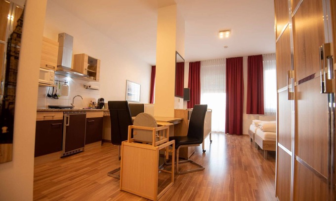 Weiz Apartamento | 6 quiet appartements with kitchenette, aircondition and WiFi