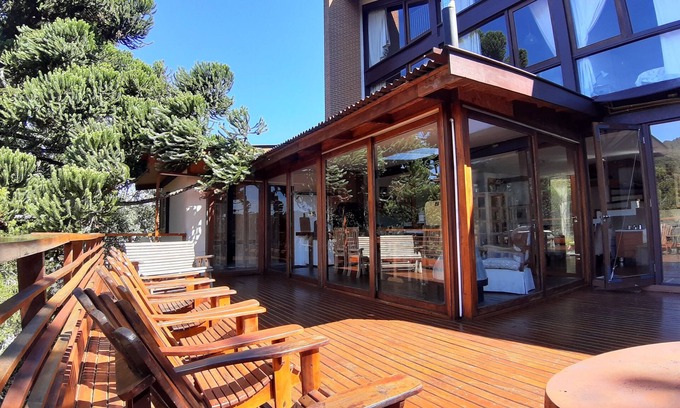Loteamento Jardim Veu da Noiva Casa | Casa 6 suites cond. cerrado en Campos do Jordão, w / sauna, piscina y jacuzzi. Hasta 16