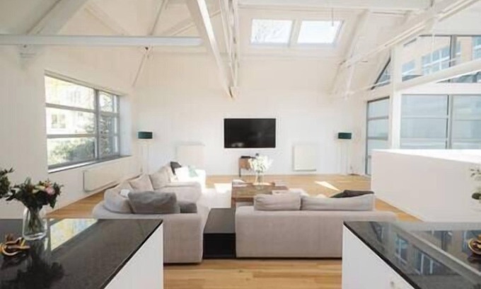 Chatelain Casa | 600m² Luxury & Garden, City centre