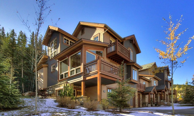 Keystone Condominio | 6508 Settlers Creek Townhomes