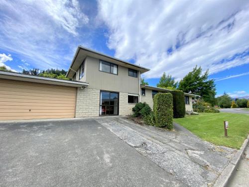 Hanmer Springs Casa | 66 Conical Hill Road