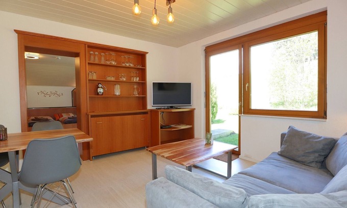 Schoenwald Apartamento | Alquiler-Baño con bañera-Vista al Jardín-Drei Zimmer Feldberg