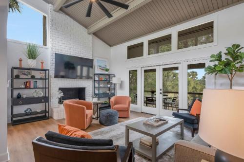 Oceanside Casa | 6966 Fairway One at The Sea Pines Resort