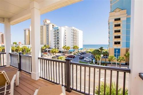 Myrtle Beach Apartamento | 6BR Luxury Vacation Home - Unbeatable Location and View