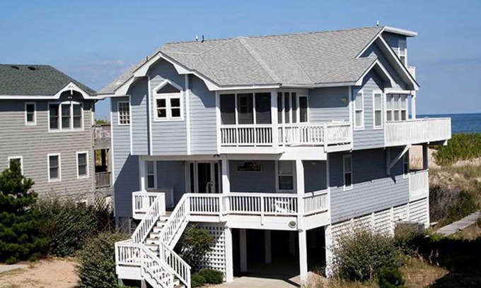 Ocean Sands Casa | 6BR Oceanfront | Pool | Hot Tub | Balcony