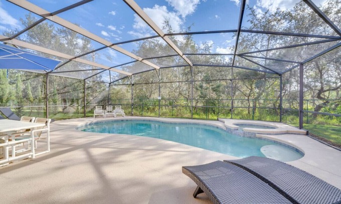 Calabria Casa | 6BR Villa w/ Pool, BBQ & Game Room Near Disney!