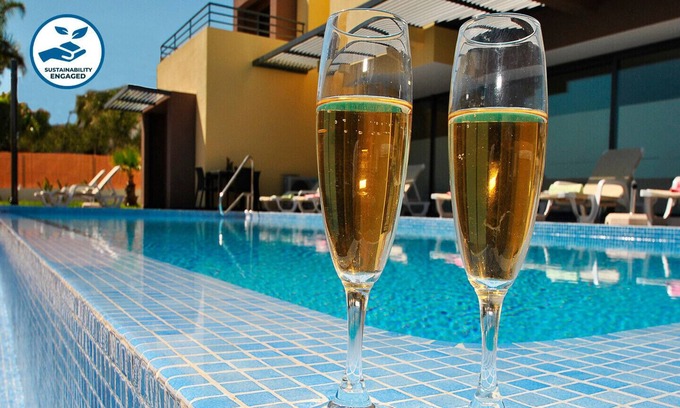 Armacao de Pera Villa | 6BR w/ Heatable Pool, Jacuzzi & Games Room