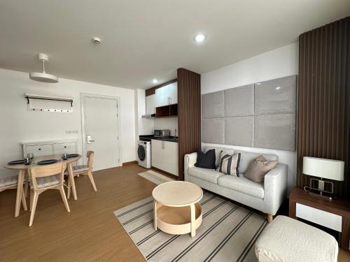 Khlong Toei Nuea Apartamento | 6th Avenue Sukhumvit BKK 302 BTS Asoke & Nana MRT Sukhumvit