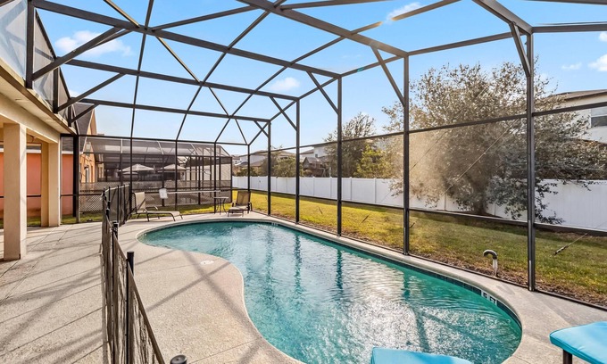 Seasons Casa | 7/6.5 Beautiful Vacation home with private pool, and much more!!
