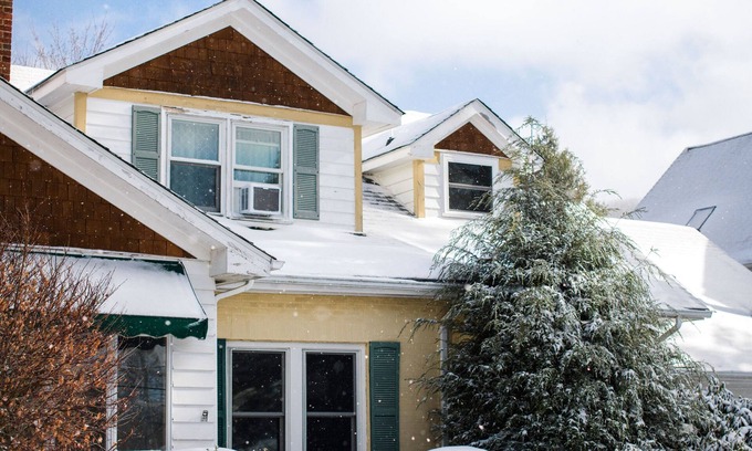 Banner Elk Casa | 7 Bedroom House in Downtown Banner Elk!