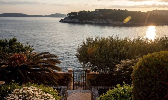 Dubrovnik Villa | 7 Bedroom Villa Sí with Private Sea Access