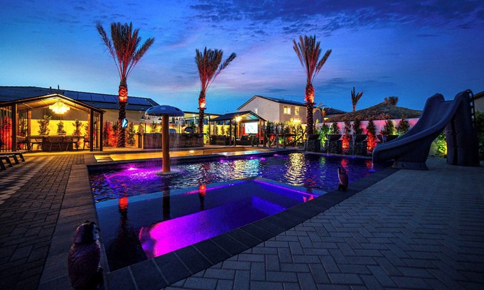 Coachella Casa | 7 bedrooms! 9 beds! Exclusive Resort- Sol & Luna