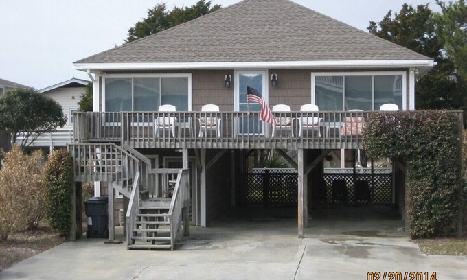 Ocean Isle Beach Cabaña | 7 Duneside Drive-Smith