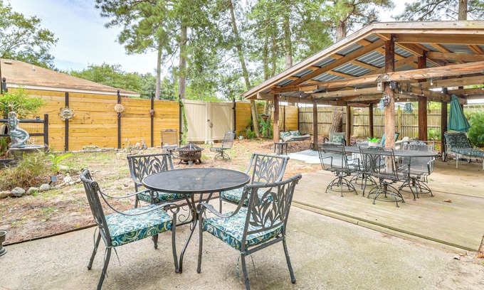 Harbinger Apartamento | 7 Mi to Kitty Hawk Pier & Beach: Studio w/Patio!