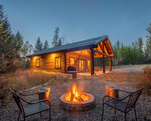 Coram Casa | 7 Min To Glacier, Fire Pit, Great Memories