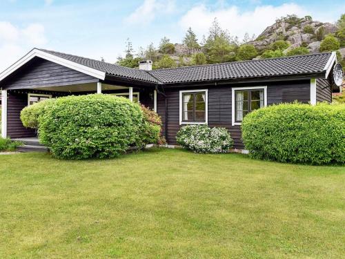 Bovallstrand Casa | 7 person holiday home in Bovallstrand