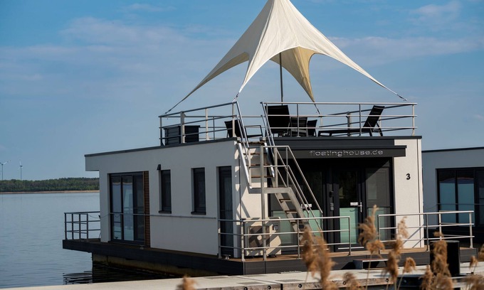Laasow Alquiler De Eote | 7. Schwimmendes Ferienhaus Neptun - Schwimmende Ferienhäuser Gräbendorfer See