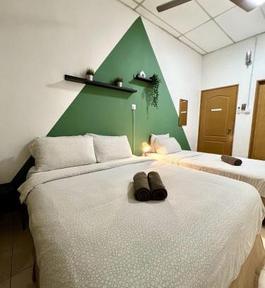 Kuala Berang Casa | 7 STAY#1 - 1 Room for 3 Pax at Kuala Berang -Best Travelers Stay