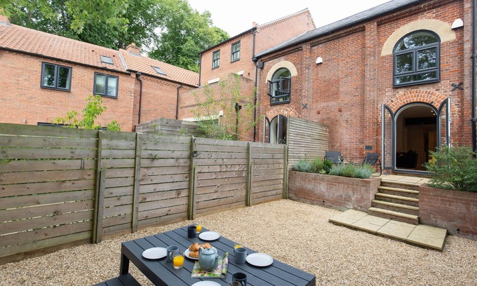 Fakenham Casa | 7 Swan Court, Fakenham, Norfolk