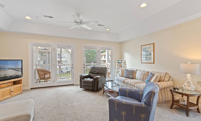 Sunset Beach Condominio | 708 Three bedroom/2 bath condo with Coastal Comfort only minutes to Sunset Beach
