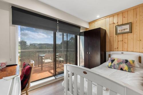 Darling Harbour Casa | 72CHS Abnb-Style Garden view, 2Parking, Pool, 3mins to Darling Harbour