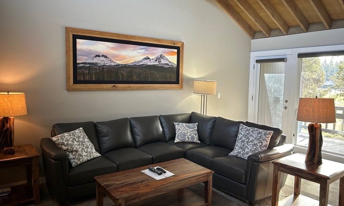 Sunriver Condominio | 73 Meadow House: condominio de 2 dormitorios / 2 baños en Sunriver, para 4 personas