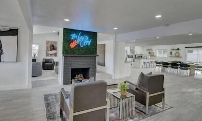 Glen Heather Estates Casa | #76 Vegas Baby! Mins to Strip/Dwtn/LV Conv Center!