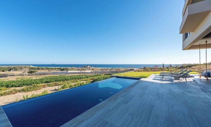 Sunset Beach Casa | 7BD Oceanfront Rental